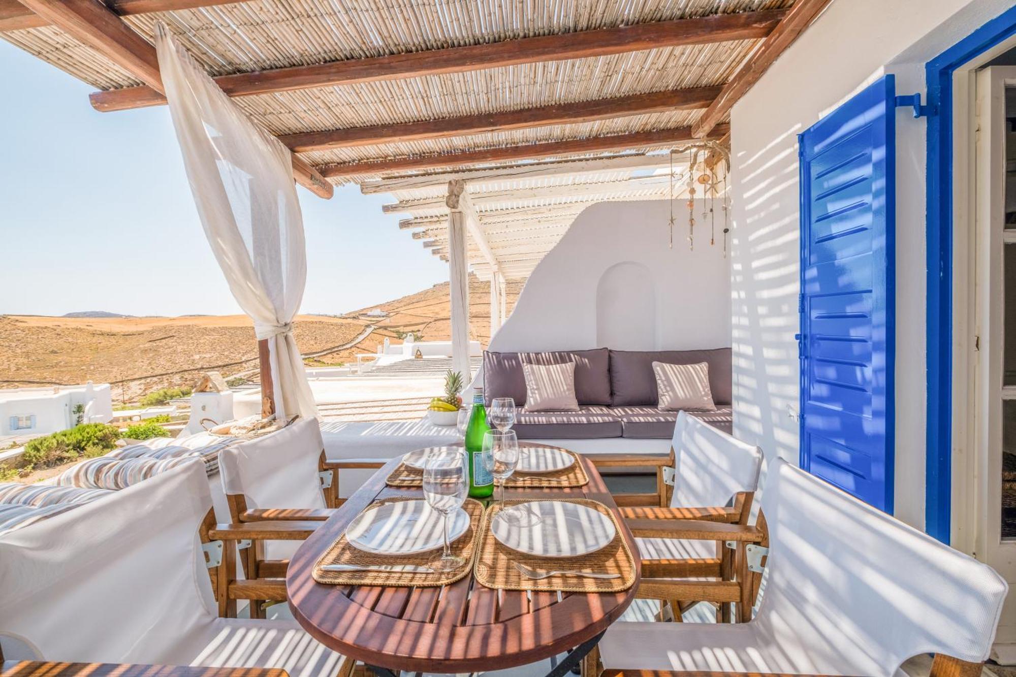 Sunny Getaway In Mykonos Lia Casa vacanze Kalafatis
