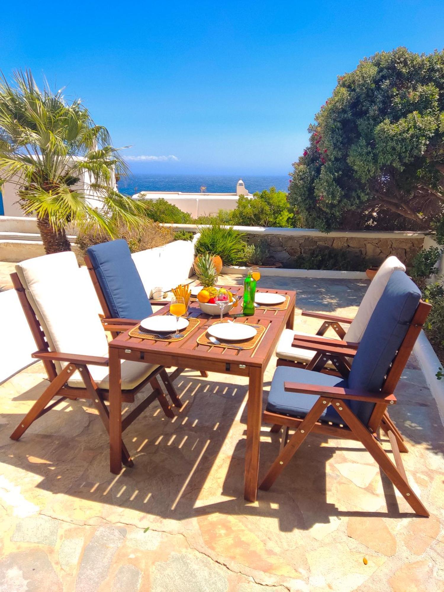 Sunny Getaway In Mykonos Lia Casa vacanze Kalafatis